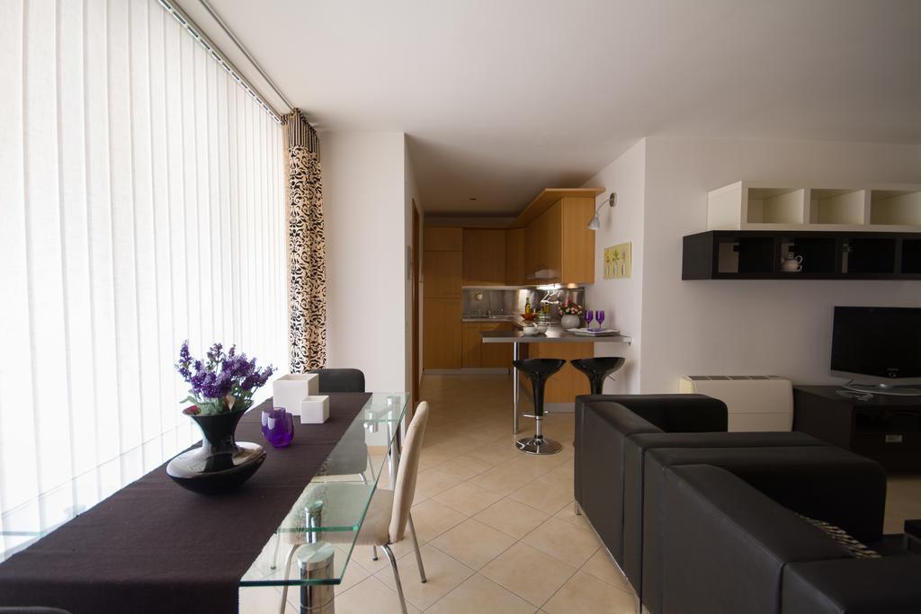 Apartments Casa Emonia Novigrad  Room photo