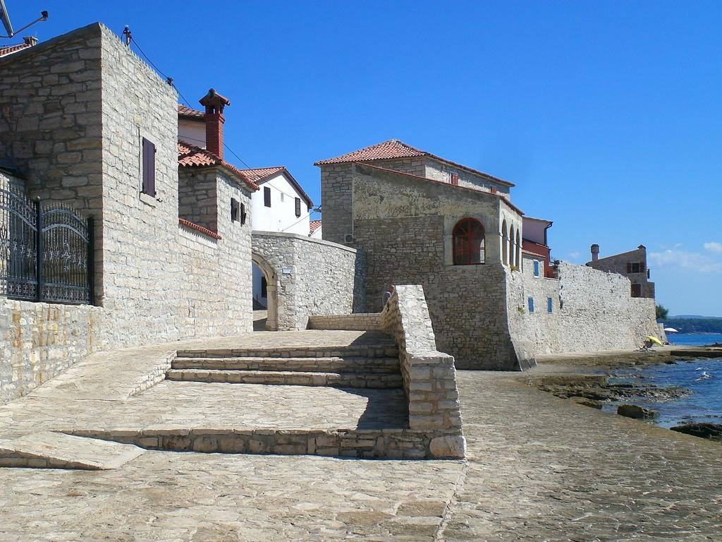 Apartments Casa Emonia Novigrad  Room photo