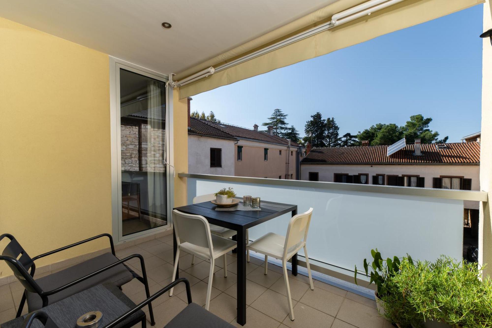 Apartments Casa Emonia Novigrad  Exterior photo