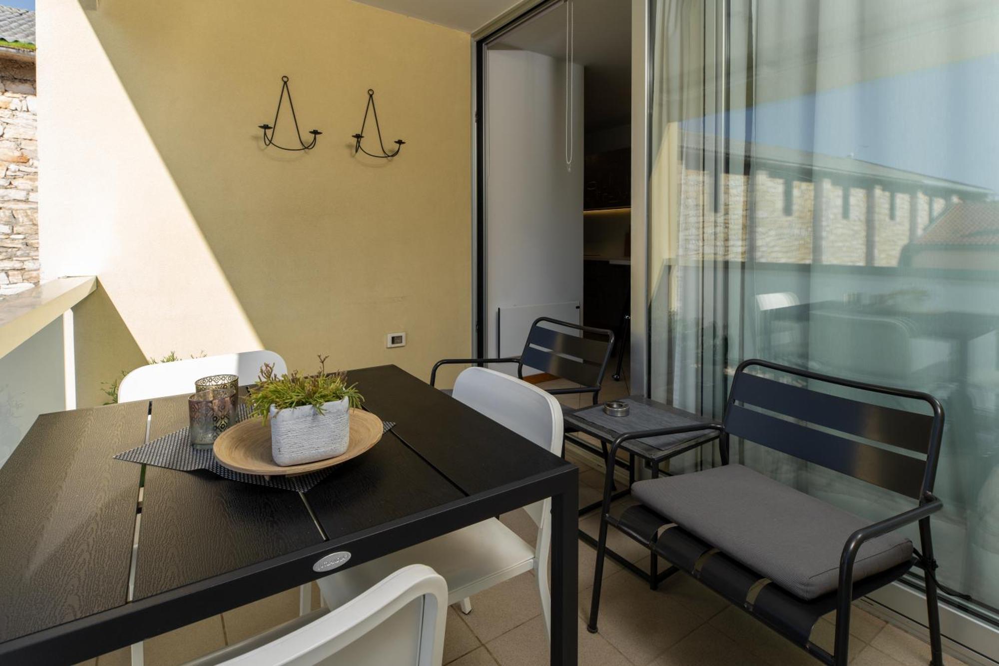 Apartments Casa Emonia Novigrad  Exterior photo